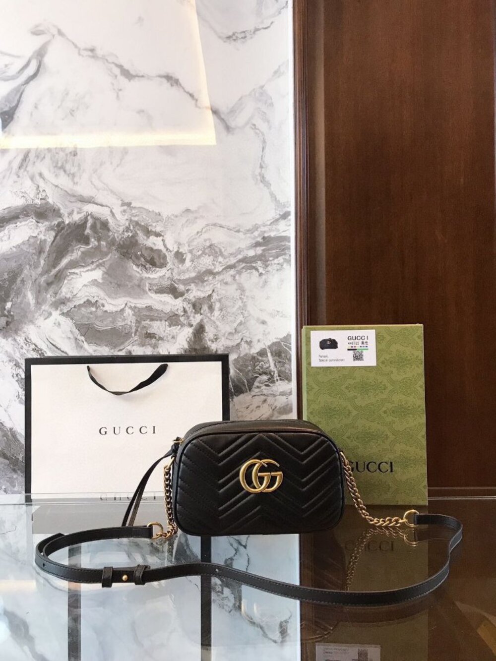 Gucci GG Marmont Small Matelassé Camera Bag